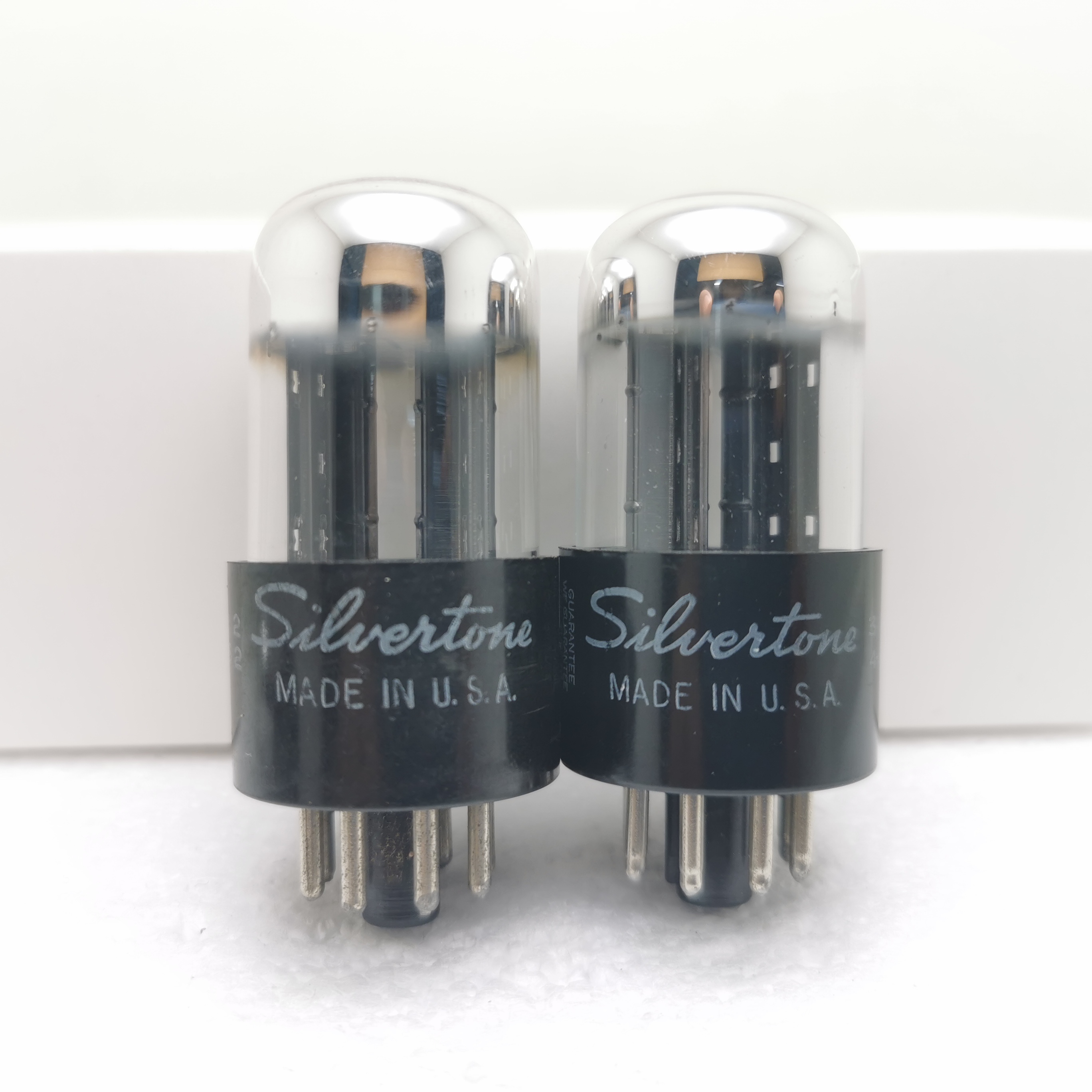 Selection of thick base American Hevonne years white headman 6SN7 6SN7 CV181 6N8P ECC33 ECC33 5692 vacuum tube