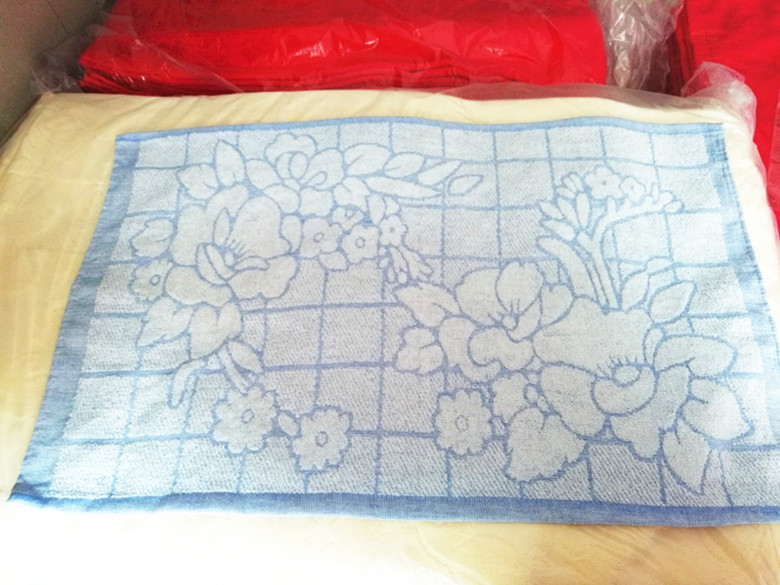 Khăn gối sinh viên Khăn khách sạn khăn bảo hiểm lao động phúc lợi gối khăn polyester có thể giặt không phai màu đặc biệt khăn gối vỏ gối anime