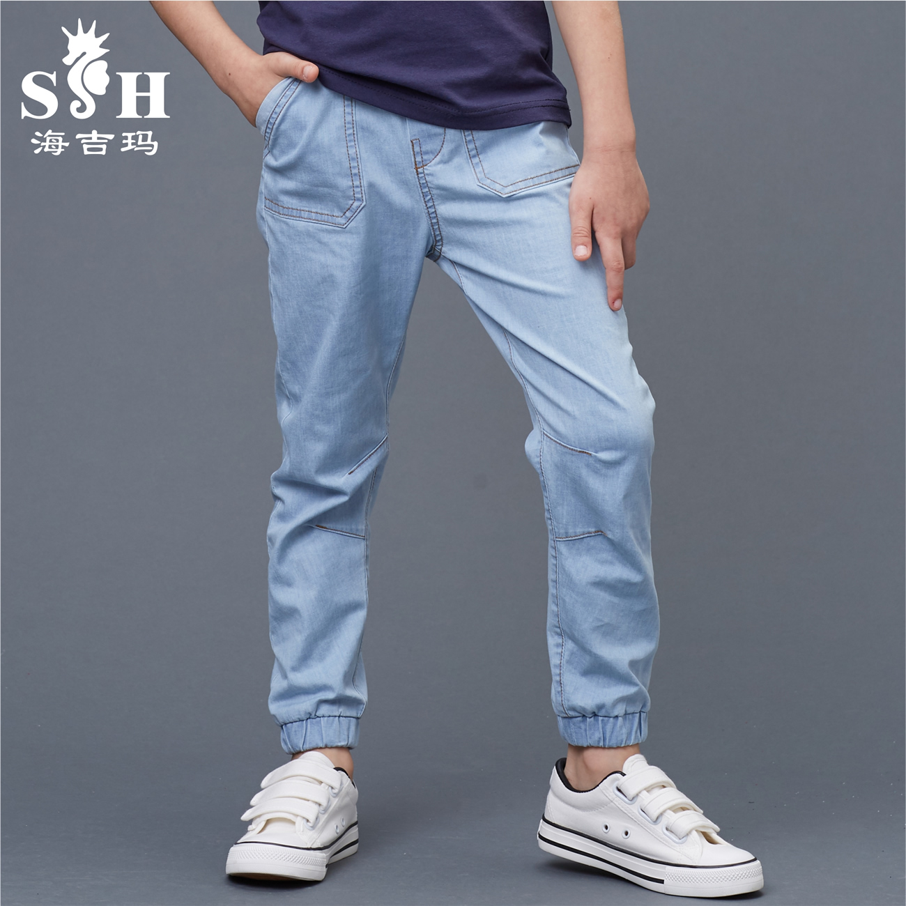 trẻ em lớn quần jean mùa xuân và mùa thu cậu bé mỏng quần jean ánh sáng mùa hè mềm denim quần âu trong quần trẻ em.