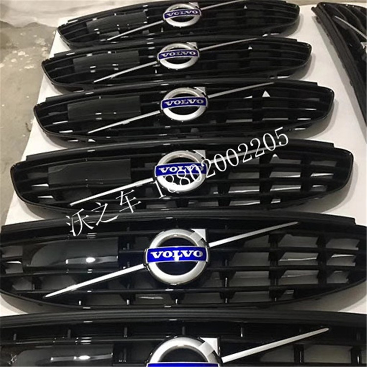 Adapted to VolvoXC60 original sports version China network RD China network piano paint modified China network