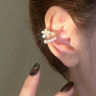 微镶锆石温柔花朵珍珠耳骨夹女耳环小众高级感轻奢简约无耳洞耳夹