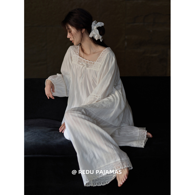 Hot and Alluring French-Style Gentle White Pajamas for Women, Spring and Autumn Pure Cotton Woven Lace Long-Sleeved Loungewear Set with an Elegant Vibe