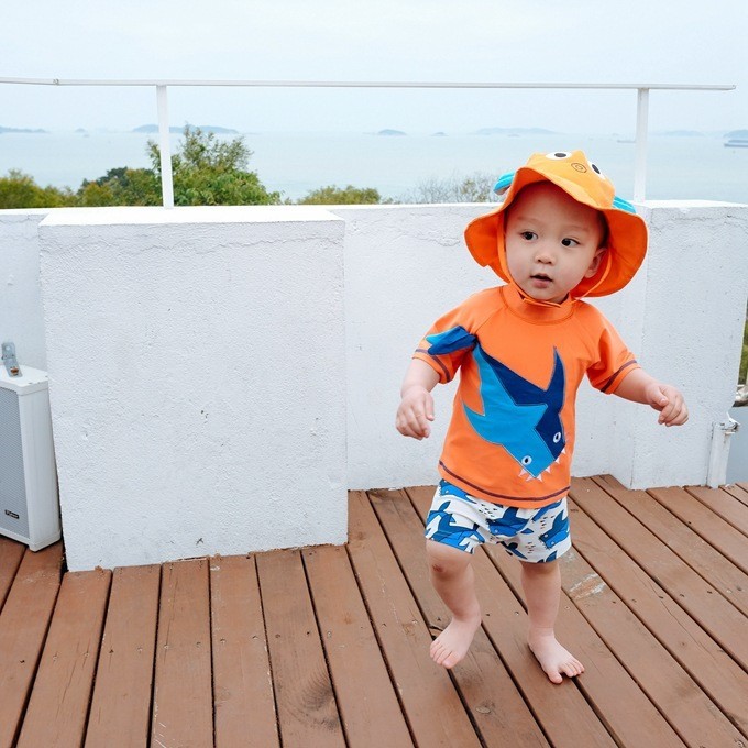 Ins mẫu nổ 19 hè trai mới chia đồ bơi cá mập trẻ em đồ bơi ngắn tay phù hợp với bé lướt phù hợp đồ bơi cho bé trai 5 tuổi