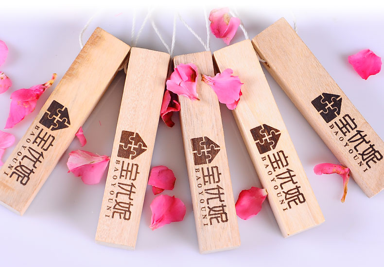 chai xịt mối Bao Youni gỗ thơm khối gỗ bạch đàn sofa gỗ gián cánh bướm 20 tủ quần áo cung cấp tủ quần áo chống mạt gỗ đàn hương - Thuốc diệt côn trùng bình xịt mối