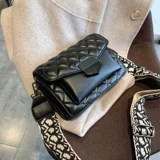 Сумка через плечо, сумка на одно плечо, премиум класс, популярно в интернете