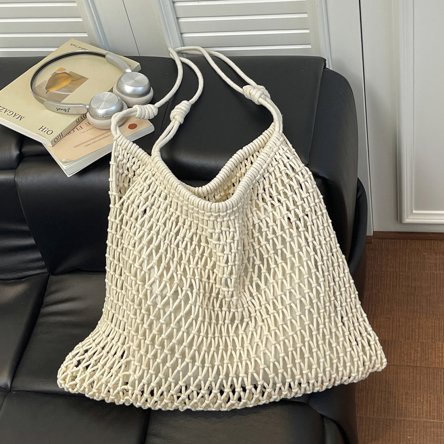 Hollow Woven Straw Large Capacity Shoulder Bag For Women 2026 New Summer Seaside Vacation Beach Basket Bag - Thumbnail 5