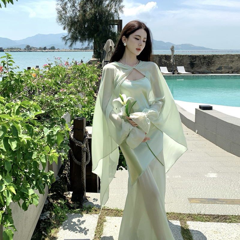Ouyang Nana's Same Style Green Wizard of oz Green Dress Lotus Photo Shoot Outfit Spaghetti Strap Long Dress Shawl Two-Piece Set