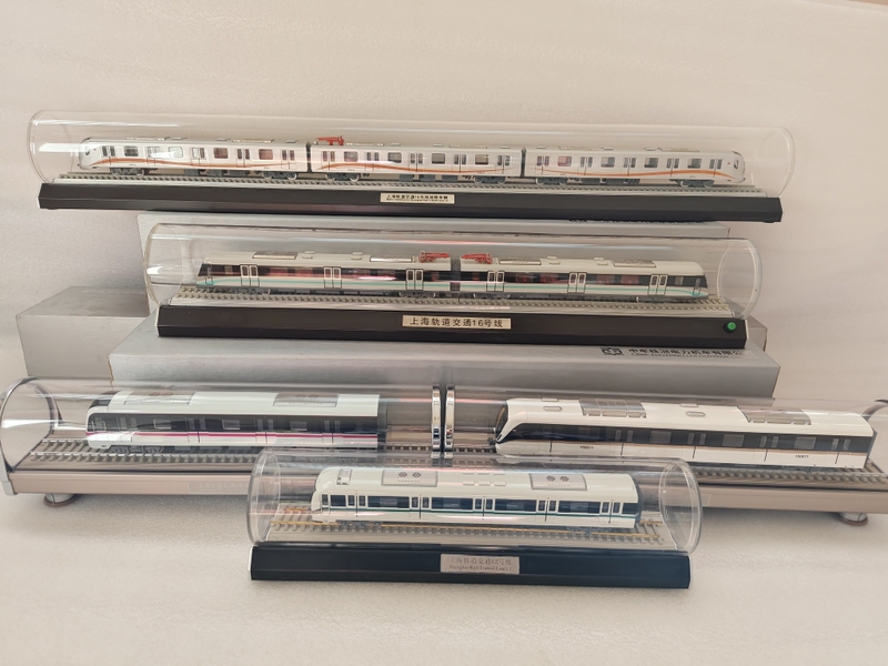 Shanghai Subway Model Simulation No. 6, No. 15, No. 16, No. 18 Lines Static Display Model Crafts Gift Ornaments
