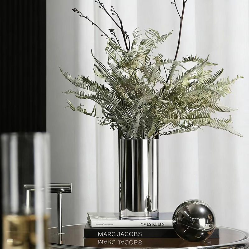 Designer Carefully Selects Model Room Living Room Light Luxury Glass Crystal Silver Vase for Sales Office Dining Table High-End Flower Vessel