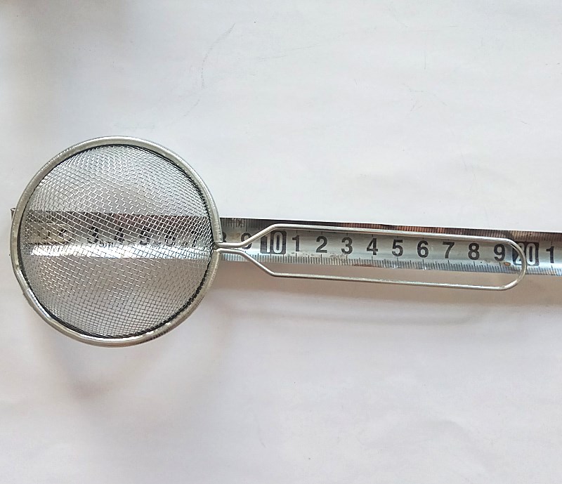Nhà bếp cần thiết hàng ngày số 8 dầu lọc lưới lọc dầu colander một nhân dân tệ 2 hai nhân dân tệ cửa hàng bán buôn hàng hóa nhỏ cửa hàng bán - Thiết bị sân khấu đèn led nháy theo nhạc