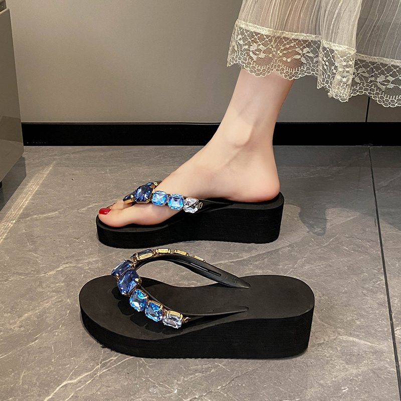 Trendy Blue Rhinestone Flip-Flops for Women, Outdoor Wear, Height-Increasing Thick Sole, Flat Heel, High-End Sparkling Rhinestone Sandals