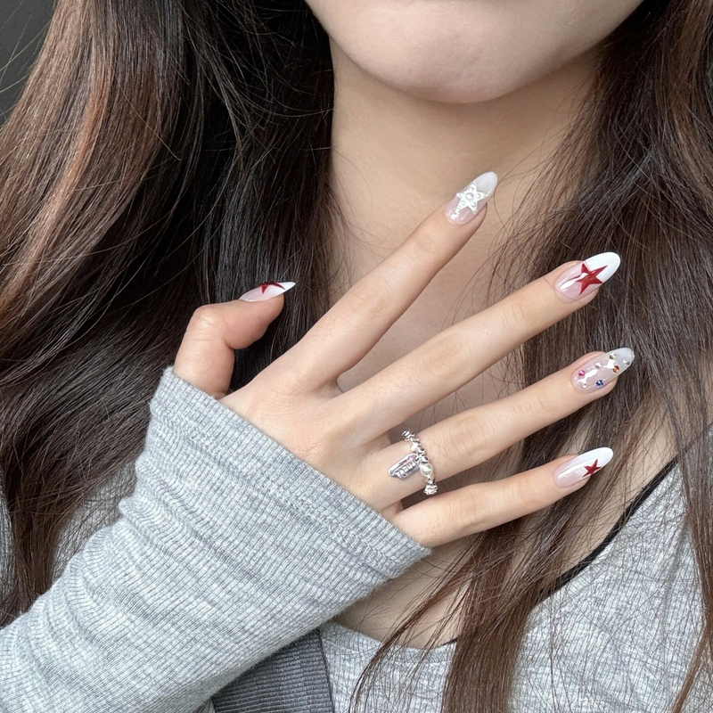 Hot Girl Handmade Nail Art with Rhinestones, Five-Pointed Star, High-End Gradient Manicure, Cute and Elegant, Brightening Star Nail Art Hot Girl Handmade Nail Art with Rhinestones, Five-Pointed Star, High-End Gradient Manicure, Cute and Elegant, Brightening Star Nail Art