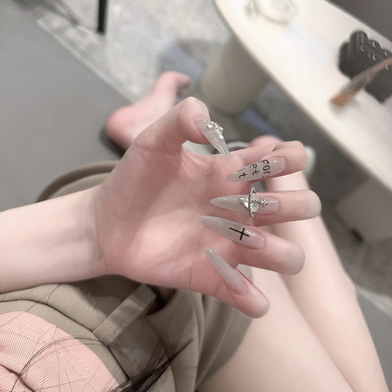 2026 New Handmade Wearable Nails, Medium-Long Style, Cool Gray Cross, Western Empress Manicure, Brightening, Pure and Elegant, High-End