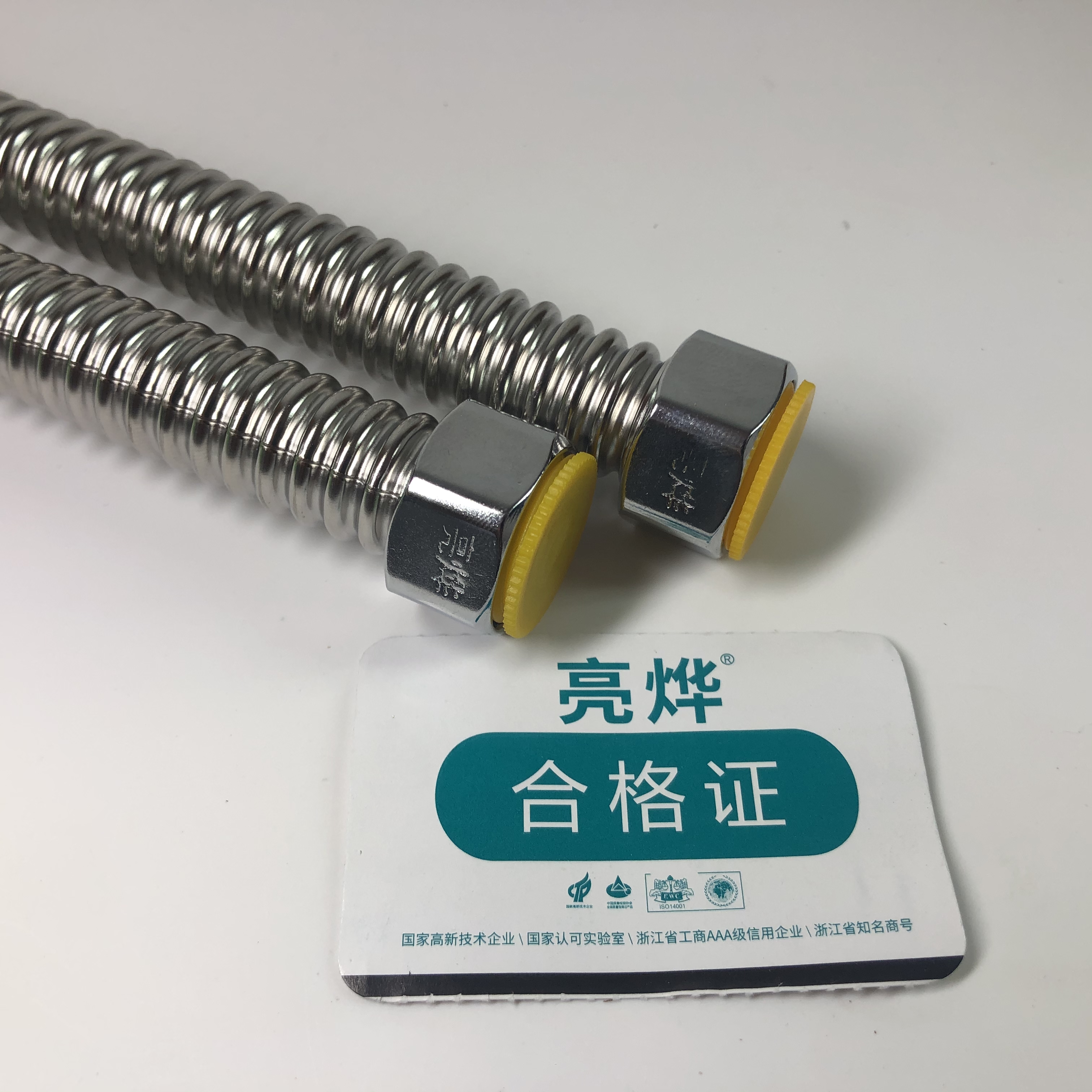 Shiny 304 stainless steel corrugated steel tube for 4 minutes anti-explosion metal hot and cold type 4 water pipe pipe tubing