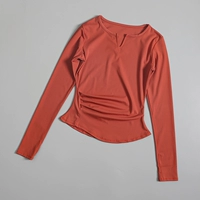 Кирпично красный