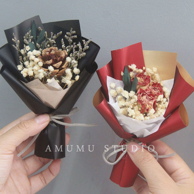 Mini fresh bouquet of dried roses, mini exquisite souvenirs, Mother's Day gifts, birthday decorations 520