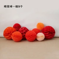 Набор красных и оранжевых сотовых шариков (9 штук)