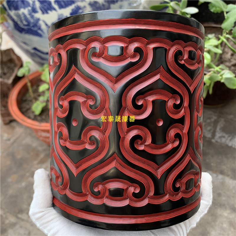Shanxi Pingyao lacquerware cloud striping and rhinoceros craftsmanship pen holder wood carved lacquer craftsmanship swing decoration Spring Festival sends leading gifts