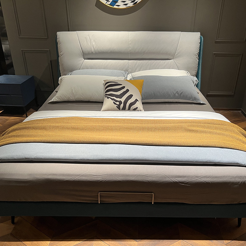 Model room display matching design supplies soft decoration multi-piece set bedding yellow soft decoration decoration matching supplies