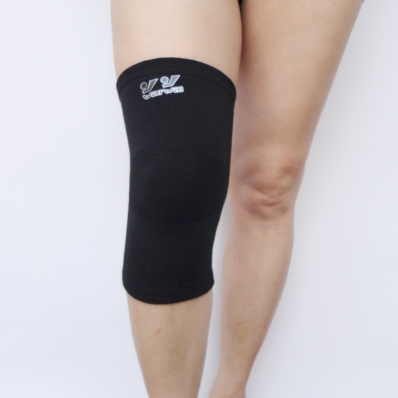 Strong sports kneecap riding outdoor basketball badminton badminton climbing running nylon warm men and women 956