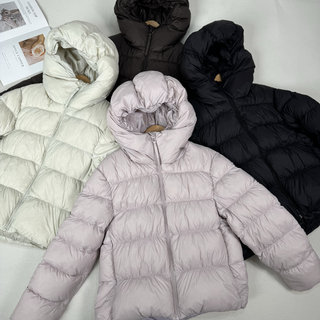 2025 Winter New Cloud Puff down Jacket for Women, Short Hooded Style, 90% White Duck Down, Warm and Thickened Puffer Coat