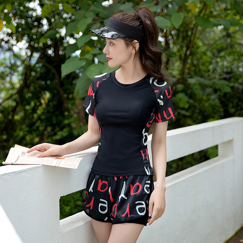 Large size swimsuit female fat MM belly slim split boxer short sleeve Beach Sports wind hot spring conservative swimsuit