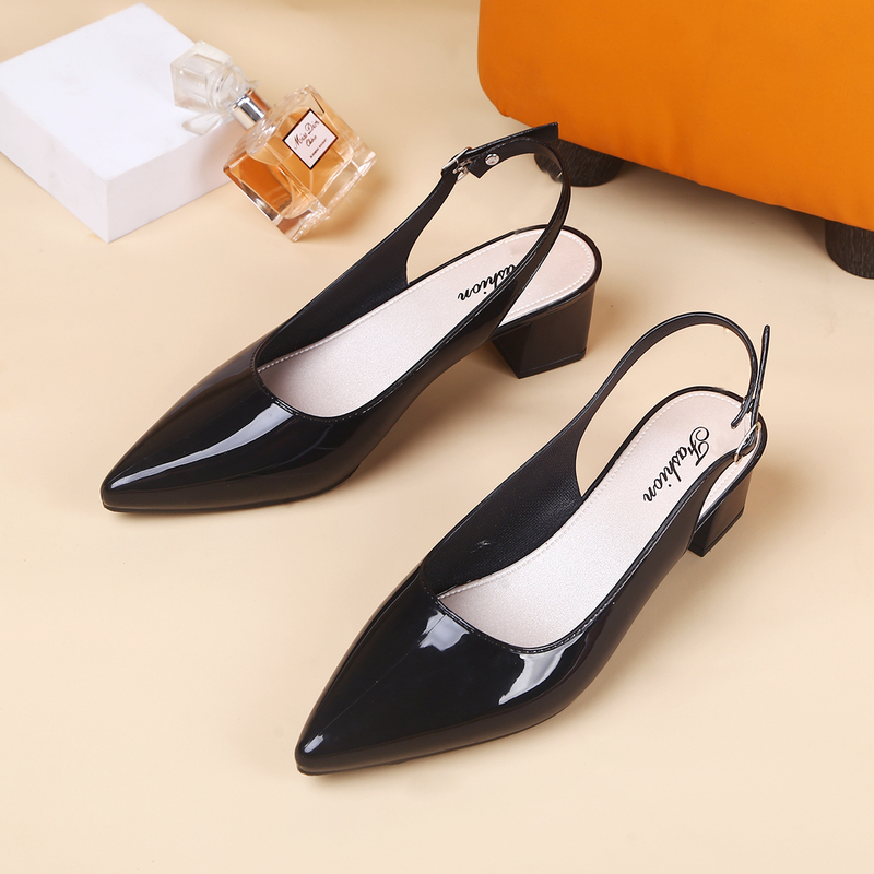 New Women's Shoes, Black High Heels, Women's Chunky Mid-Heel Shoes, Fashionable and Versatile, Elegant Sandals, Summer Sexy Goddess Style New Women's Shoes, Black High Heels, Women's Chunky Mid-Heel Shoes, Fashionable and Versatile, Elegant Sandals, Summer Sexy Goddess Style