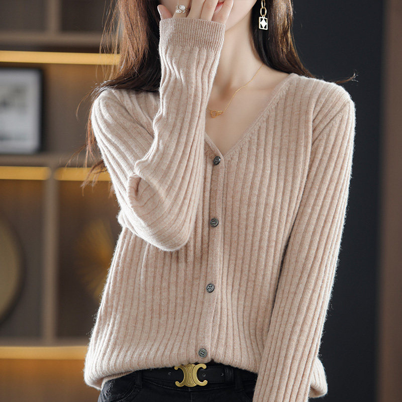 Drawn wool knitted cardigan women's 2022 spring new V-neck simple short style slimming cashmere top