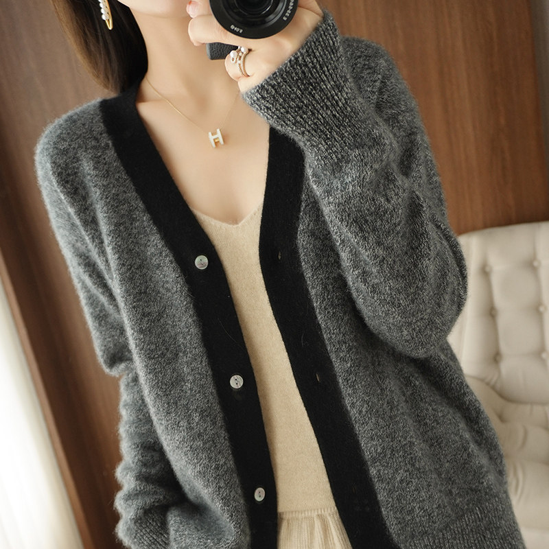 Fashion-block wool-knit cardigan jacket women's Spring 2022 new V-neck lazy wind loose top