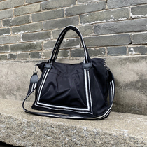 Large-capacity short-distance travel package daily tot package waterproof folding bag leisure handcuff and easy travel pack