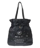 Черная сумка на одно плечо