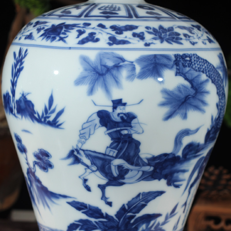 Imitation of yuan blue and white Xiao Heyue chase Han Xinmei bottle of jingdezhen blue and white porcelain bottle display antique vase