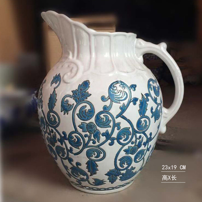 景德镇欧式花纹瓷器把手壶花瓶瓷器欧式花纹瓷器柄手奶瓶壶 景德镇名瓷在线