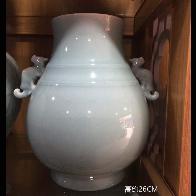 Superior celadon vase deer zun mesa vase vase elegant classical furnishings cylinder vase