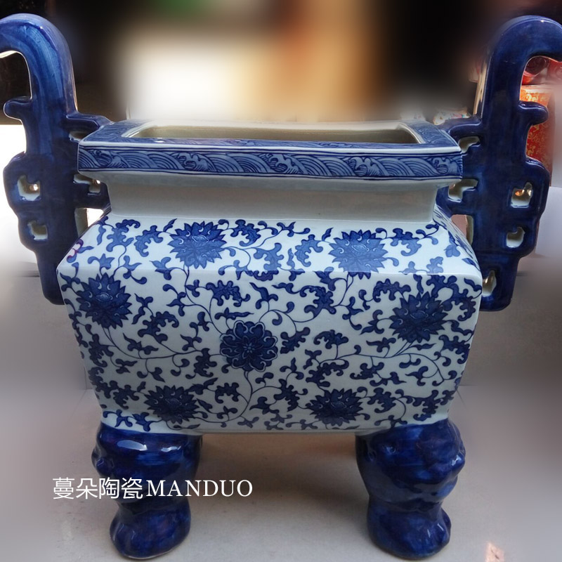 Jingdezhen hand - made blue large temple gods plugged ding xiang xiang furnace buddhist temple worship square porcelain pot furnishing articles