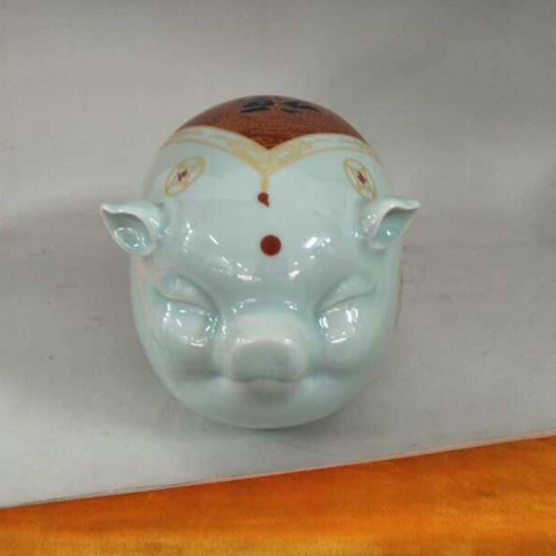 Pig Pig, lovely porcelain porcelain jingdezhen porcelain its decoration Pig lovely porcelain ceramic Pig furnishing articles