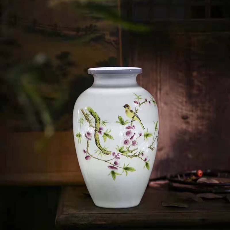 Jingdezhen high - grade knives half the about 30 cm high mud vase gift Jingdezhen porcelain vase transparent bottle by hand