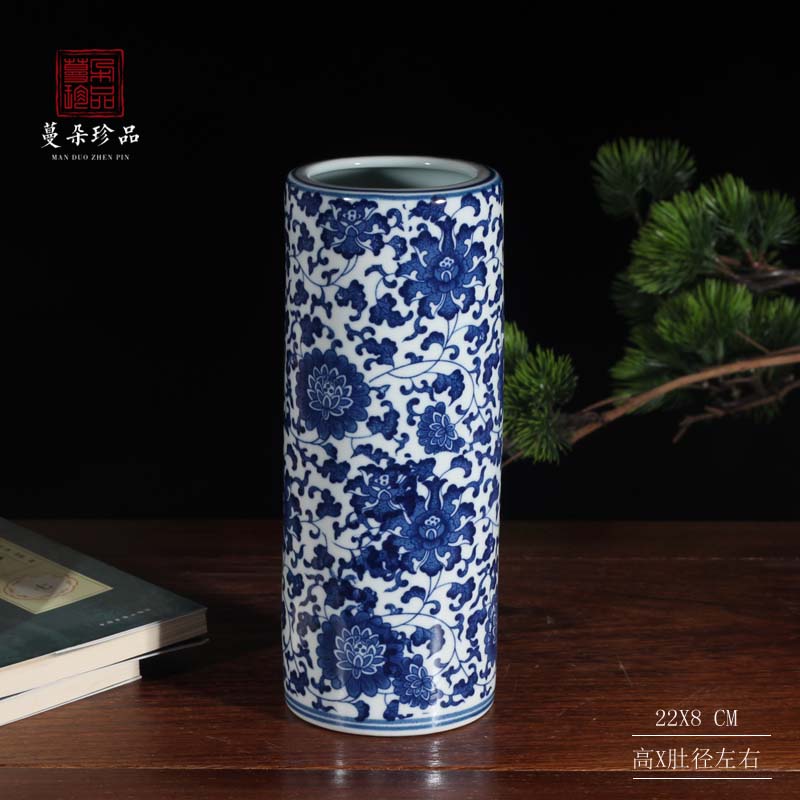 Blue and white porcelain brush pot Chinese style elegant Blue and white porcelain brush pot brush pot culture individuality thin straight vase