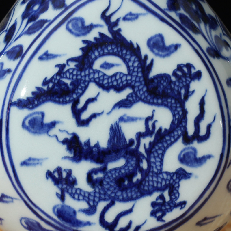 Jingdezhen blue and white dragon hand - made porcelain ewer jar of blue and white youligong red fish grain hip flask jintong pot