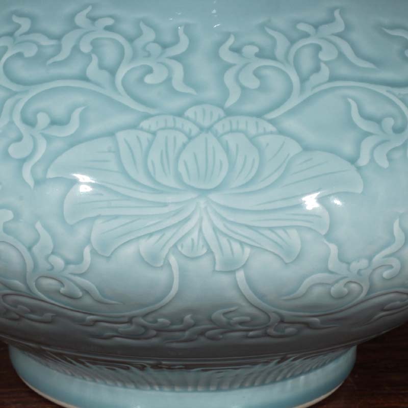 Contracted mesa vase move culture art decoration elegant celadon vase carving a flat belly display vase