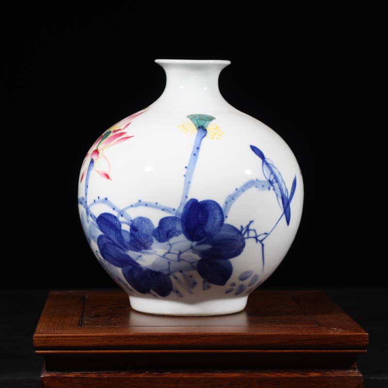 Jingdezhen Jingdezhen Peng, who was high - grade hand - made pomegranate lotus flower vase peony vase work new vase