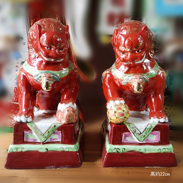 Jingdezhen ceramic porcelain porcelain its furnishing articles a ferocious lion ceramics Leo red lion