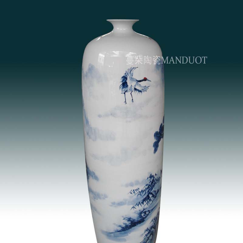 Jingdezhen hand - made crane pine deer blue and white porcelain vase, 100-110 high hand - made picture display large vase