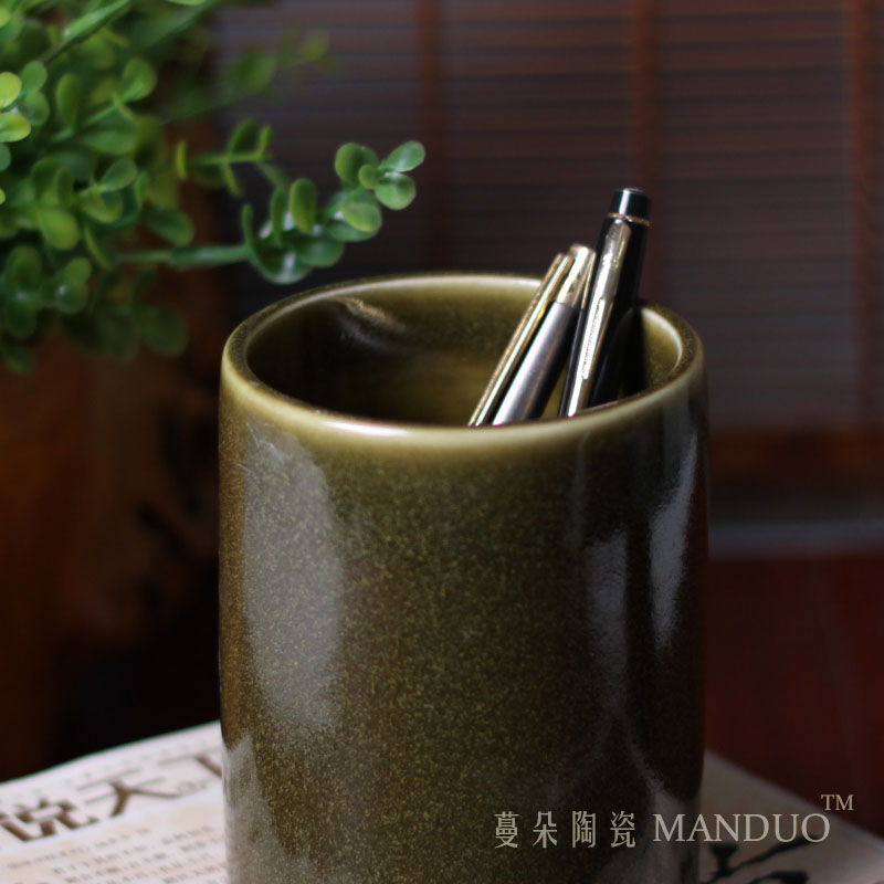 Ballpoint pen brush porcelain brush pot glaze color pen container at the end of the classical ancient porcelain brush pot of tea