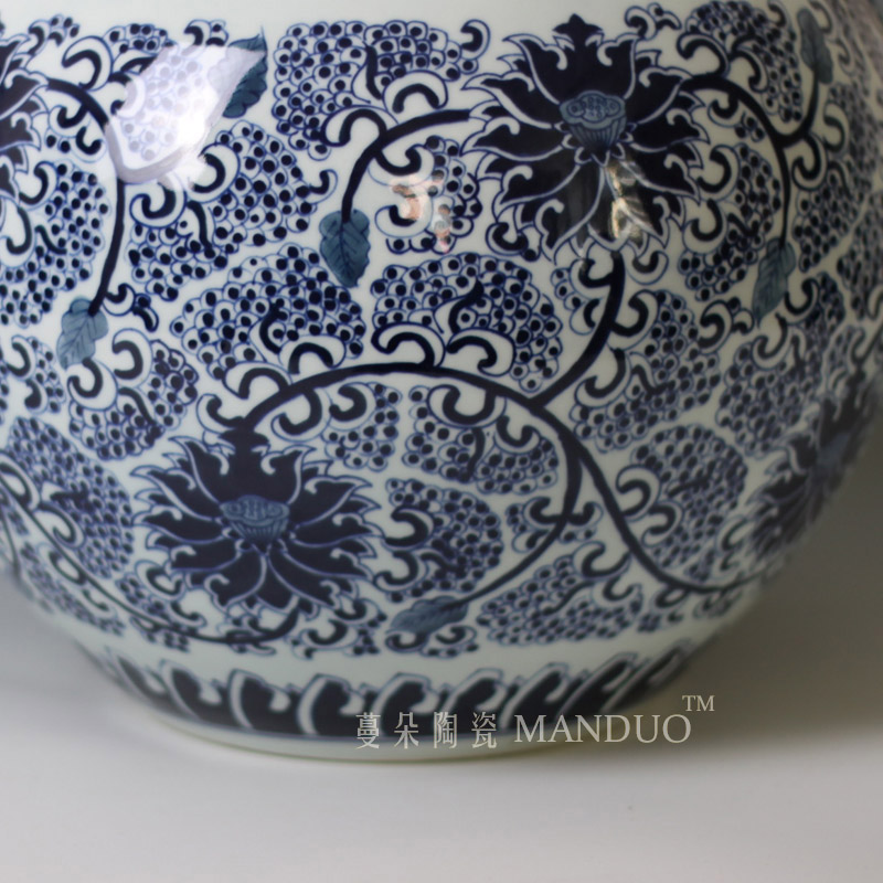 Jingdezhen hand - made porcelain bound vase elegant blue and white lotus flower grain celestial art hand - made mesa display vase