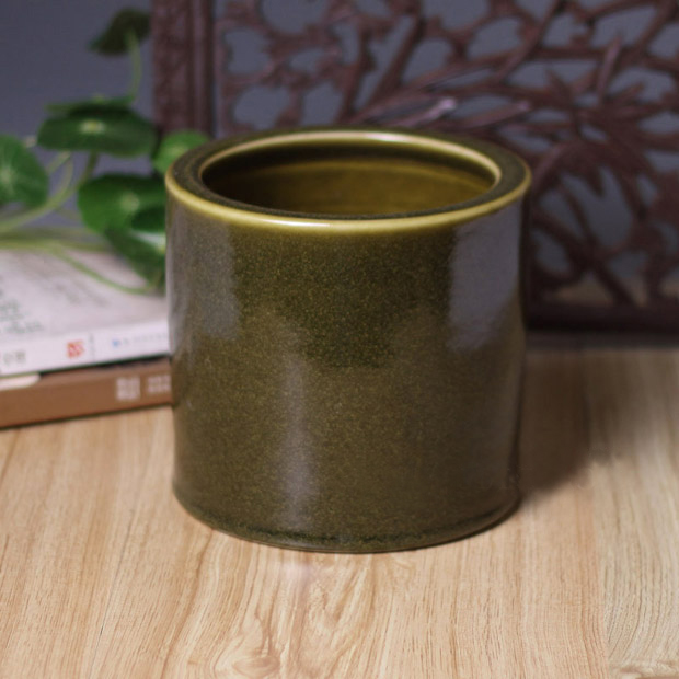 Ballpoint pen brush porcelain brush pot glaze color pen container at the end of the classical ancient porcelain brush pot of tea