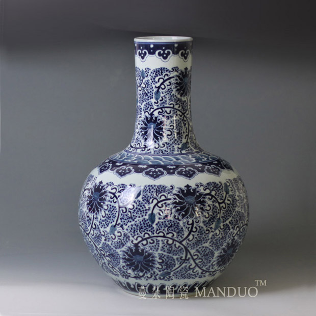 Jingdezhen hand - made porcelain bound vase elegant blue and white lotus flower grain celestial art hand - made mesa display vase