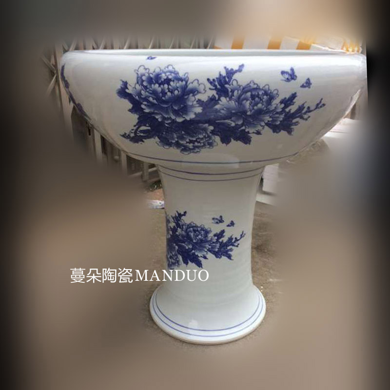 Blue and white porcelain of jingdezhen Blue and white porcelain shallow water high tall beautiful porcelain cylinder goldfish bowl the tortoise