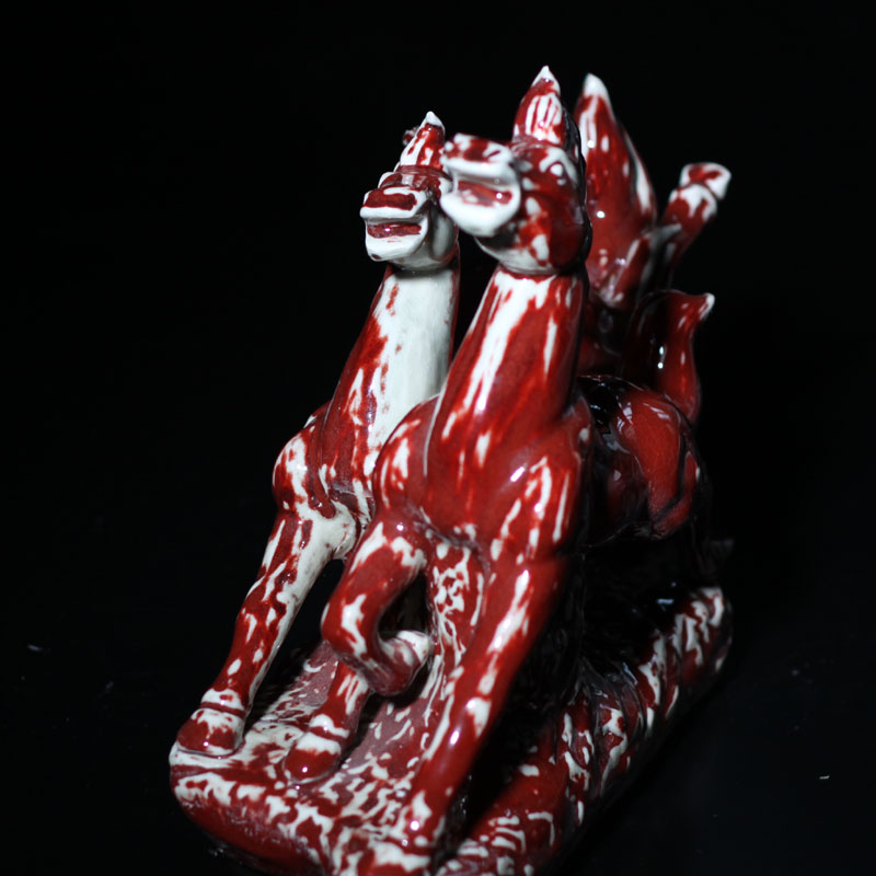 Jingdezhen double horse galloping porcelain double horse red glaze porcelain up porcelain double horse its