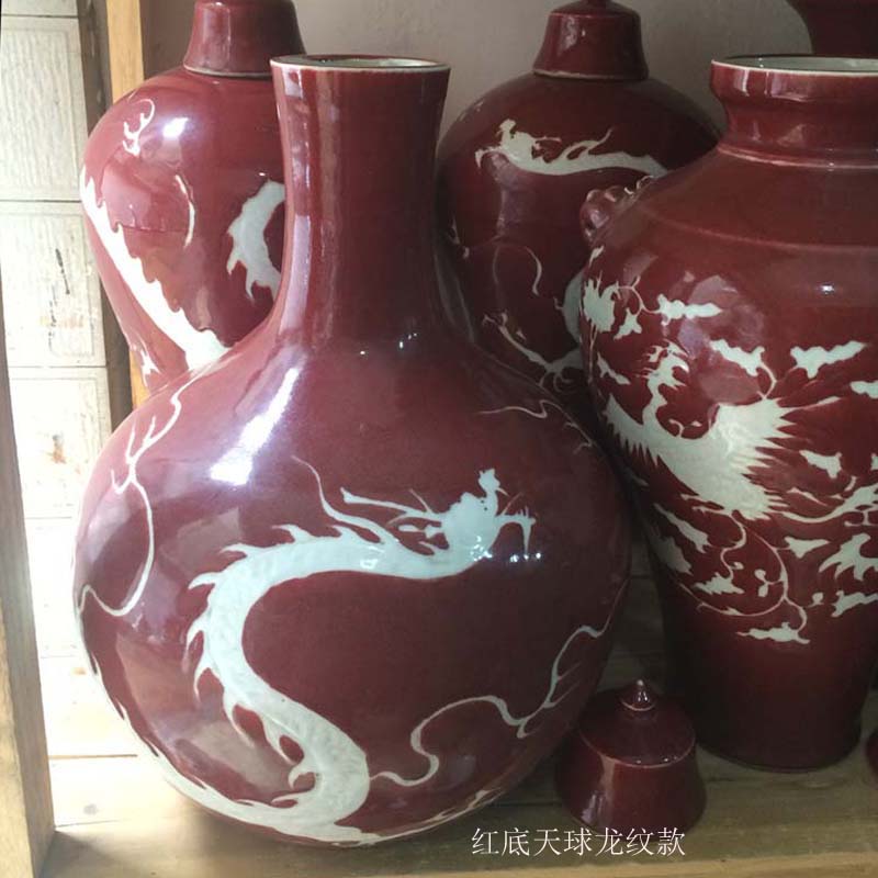 Jingdezhen hand - made imitation of yuan and Ming ji blue and white Long Mei bottles of red white ceramic vase having chicken lines hand - made of vases